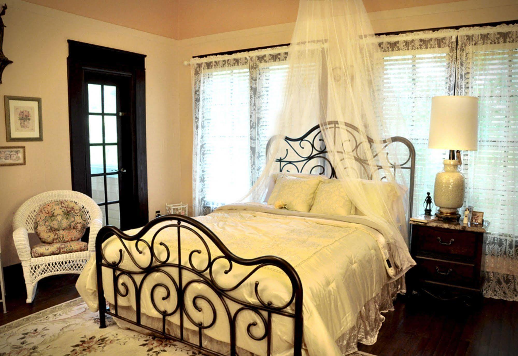 Texas Forest Country Retreat Huntington Exteriér fotografie